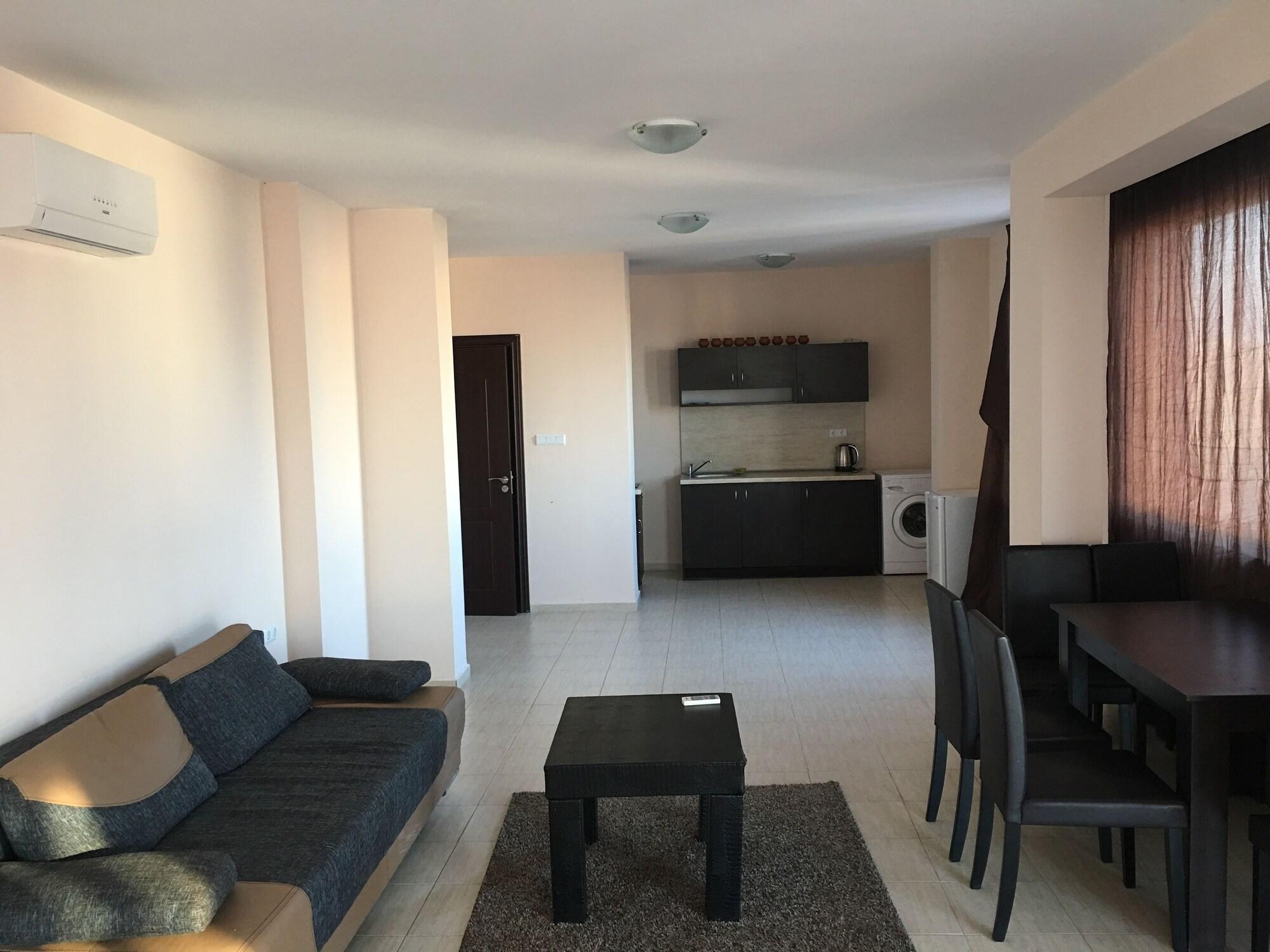 Beach Aparthotel Salt Lake Pomorie Extérieur photo