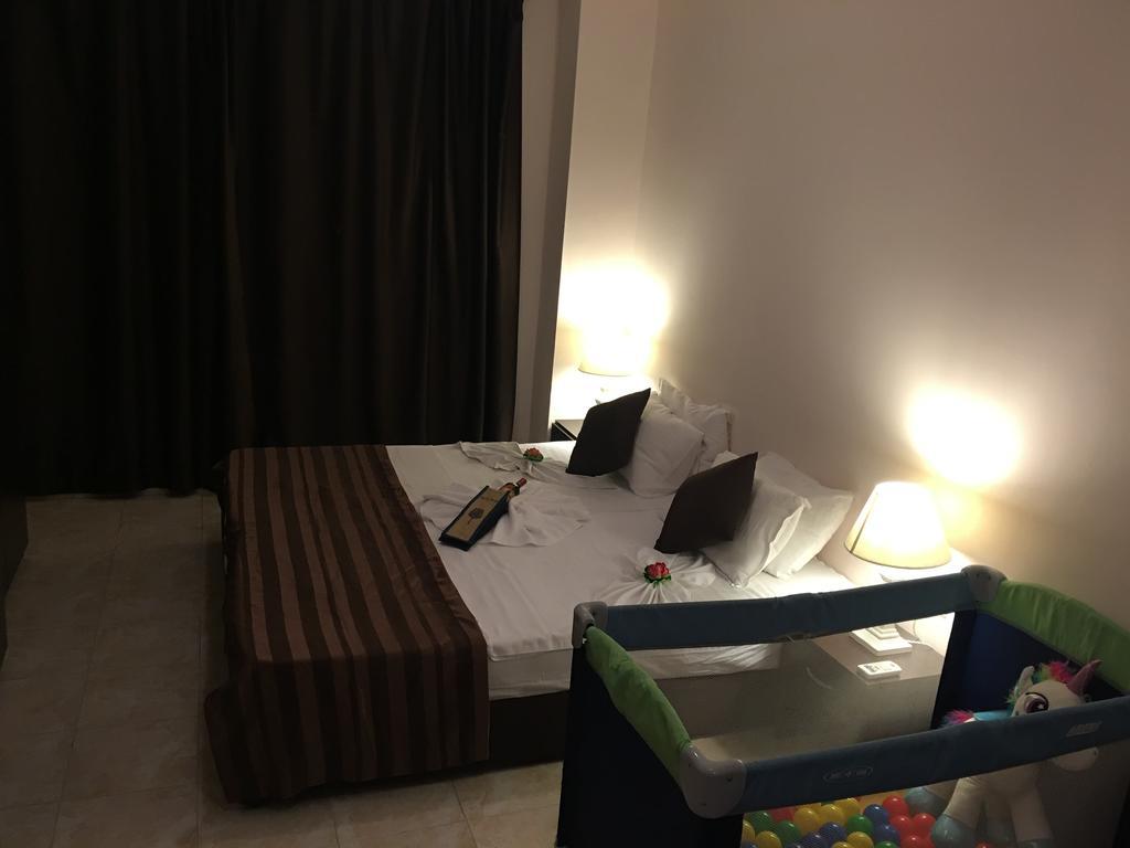 Beach Aparthotel Salt Lake Pomorie Extérieur photo